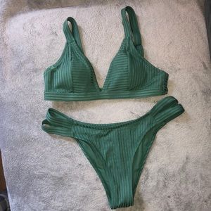 **SOLD** Green CUPSHE bikini